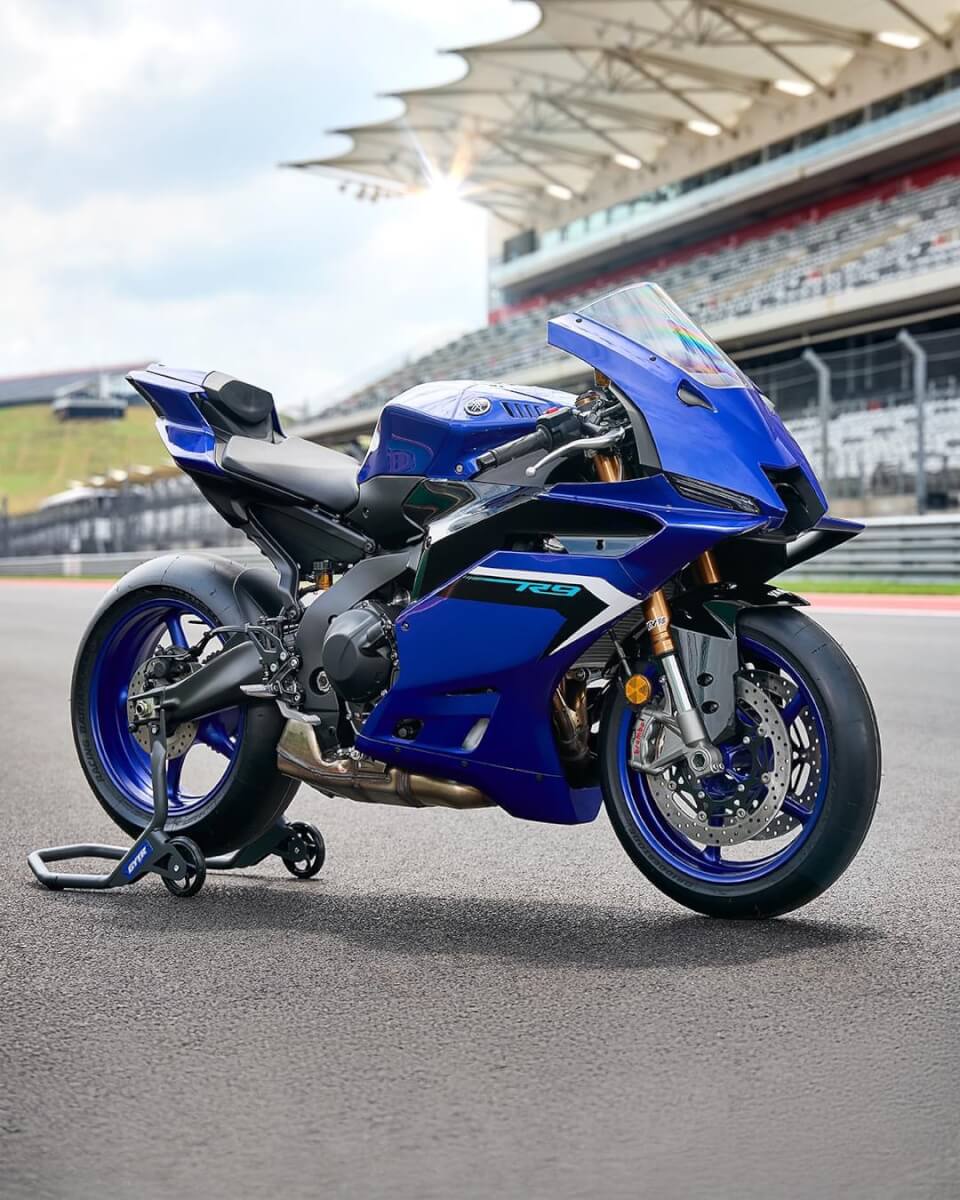 工場タカのメカブログ。。。130 ついに姿を現したYZF-R9 | YSP筑紫